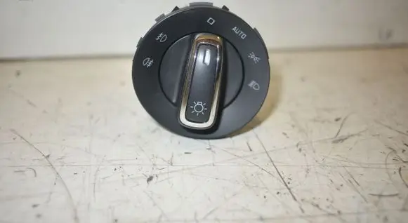 Skoda Superb B6 (3T) Light switch 3T0941431B