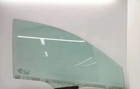 Honda CR-V Front door window glass four-door 43R00050 DOT24M62AS2