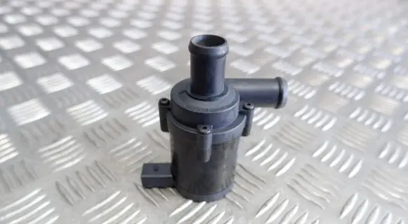 Volkswagen Tiguan Electric auxiliary coolant/water pump 1K0965561F