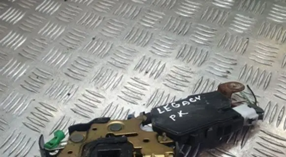 Subaru Legacy Front door lock
