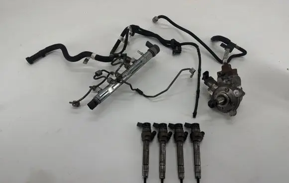 BMW 5 F10 F11 Fuel injection system set 7810696