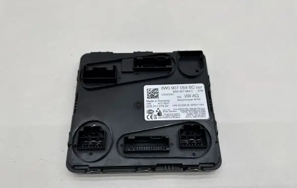 Audi A4 S4 B9 Comfort/convenience module 8W0907064BC