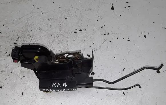 Hyundai Terracan Front door lock