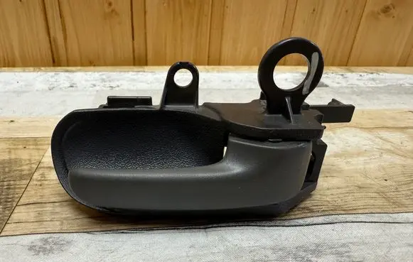 Toyota Yaris Front door interior handle 