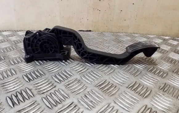 Citroen C4 Grand Picasso Accelerator throttle pedal 9674829880