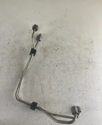 Fuel injector supply line/pipe