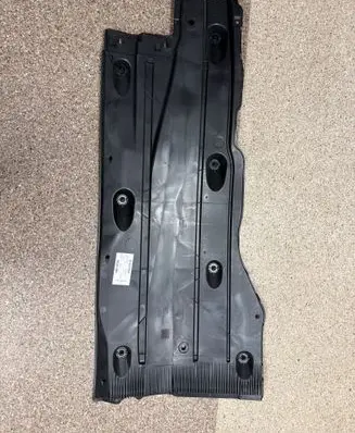 Skoda Octavia Mk3 (5E) Side bottom protection 5Q0825202S