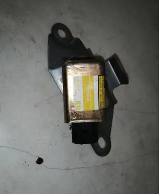 Toyota Land Cruiser (HDJ90) Airbag control unit/module