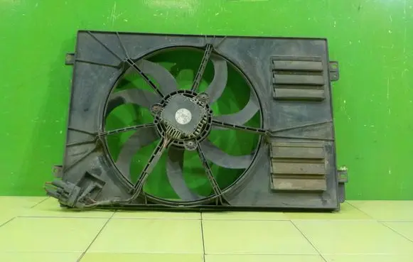 Volkswagen Caddy Fan set 1K0121203AH