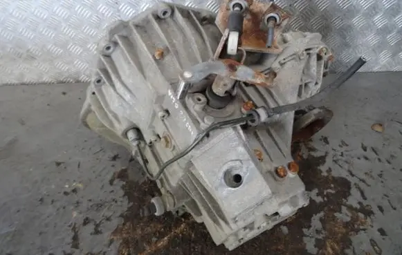 Mercedes-Benz Vito Viano W638 Manual 7 speed gearbox 