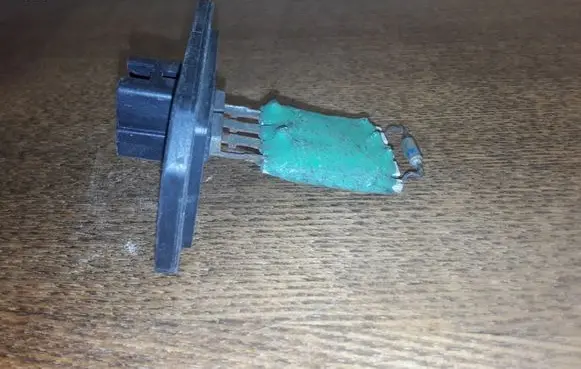 Toyota Avensis T220 Heater blower motor/fan resistor R56K1R56K3R36K