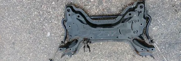 Peugeot 3008 I Front subframe