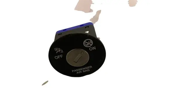 KIA EV6 Passenger airbag on/off switch 