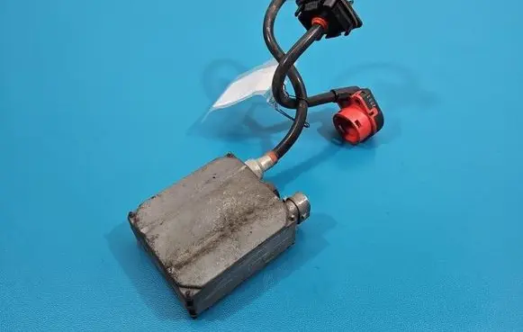Audi A6 S6 C5 4B Headlight ballast module Xenon 5DV007760-71 IMPRK1543239