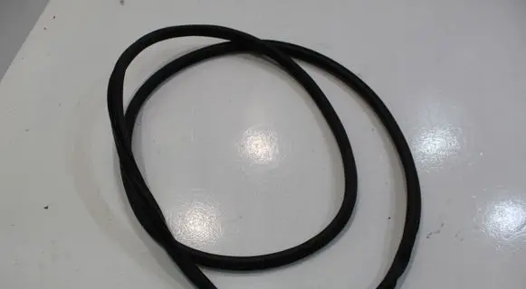 Volkswagen Touareg III Rubber seal loading door 760867911