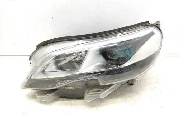 Peugeot Traveller Headlight/headlamp 9808573580