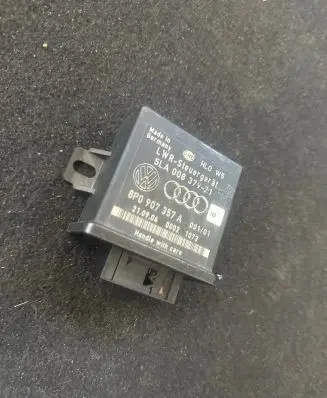 Audi A6 S6 C6 4F Light module LCM 8P0907357A 5LA00837921