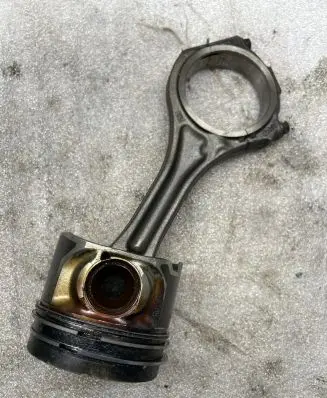 Audi A6 S6 C6 4F Piston 059AA