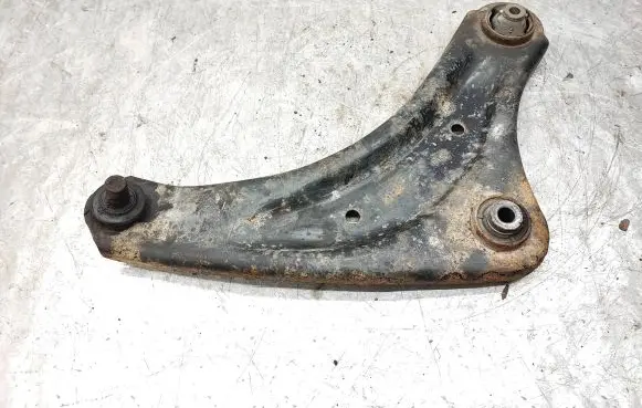 Nissan Leaf I (ZE0) Front lower control arm/wishbone