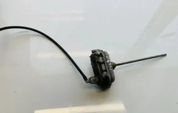 Audi A4 S4 B5 8D Central locking motor 8d0862153