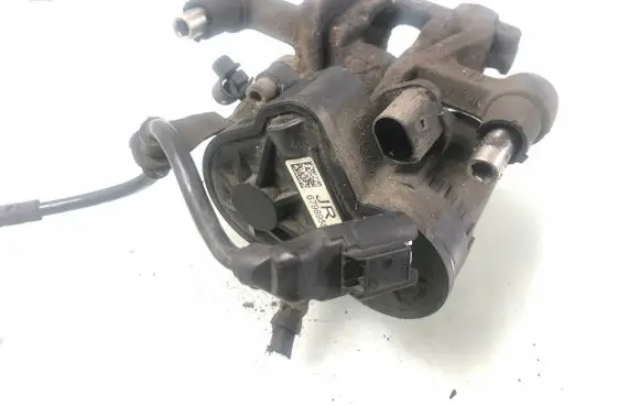 BMW 2 F46 Rear brake caliper 6798958