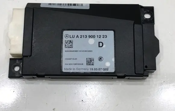 Mercedes-Benz CLS C257 Airbag deployment crash/impact sensor A2139001223