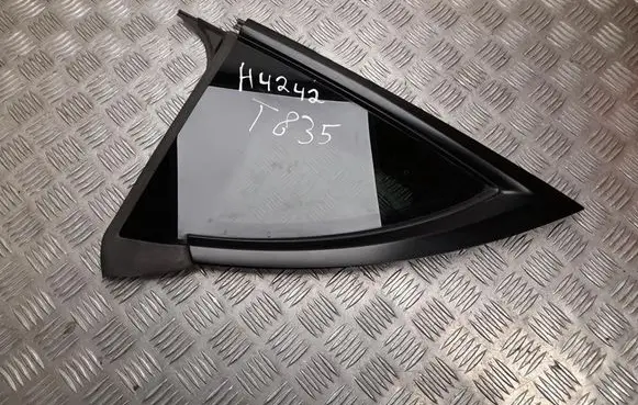 Tesla Model Y Rear side window 160080800C