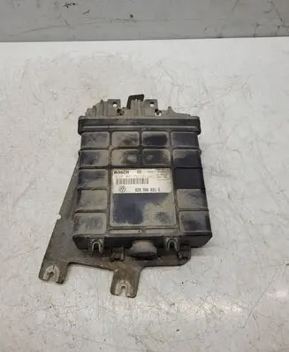 Volkswagen PASSAT B4 Engine control unit/module 028906021B 28RTD289 0281001172