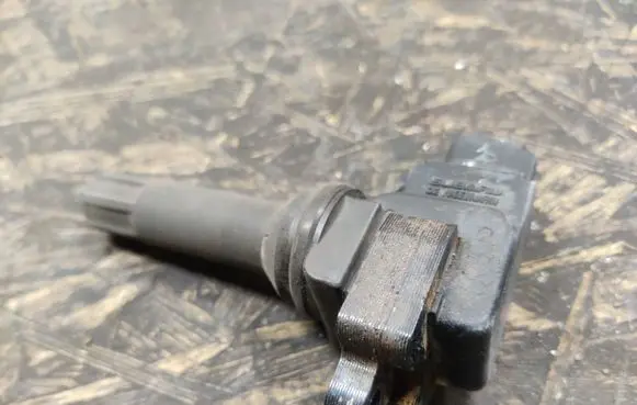 Subaru XV High voltage ignition coil FK0400