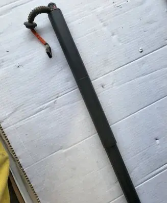 BMW X1 F48 F49 Tailgate strut 9482962 095876 020378471000115