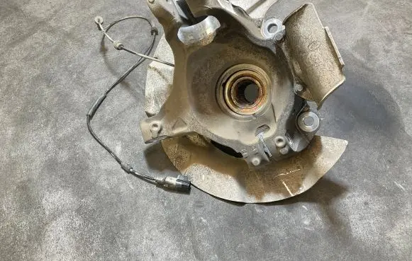 Land Rover Evoque II Front wheel hub 2K082E1248 28C76769 20K082F1248