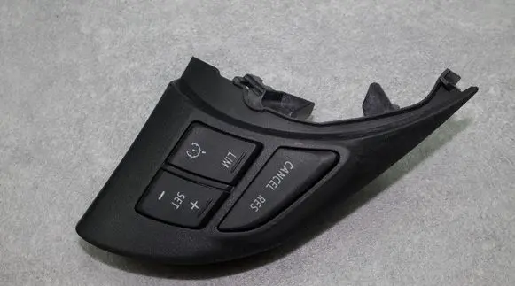 Mazda 6 Steering wheel buttons/switches 