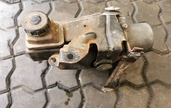 Renault Laguna III Power steering pump 491109313R
