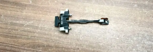 Opel Insignia A Front door check strap stopper 13229021
