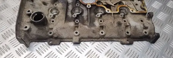 Renault Scenic I Rocker cam cover 8200269984F1