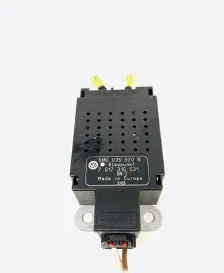 Volkswagen Golf Plus Aerial antenna amplifier 5M0035570B