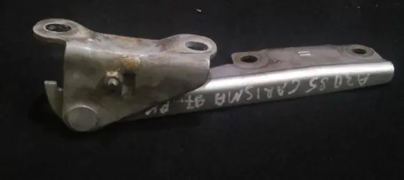 Engine bonnet/hood hinges