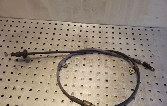 Volvo S40, V40 Handbrake/parking brake wiring cable 