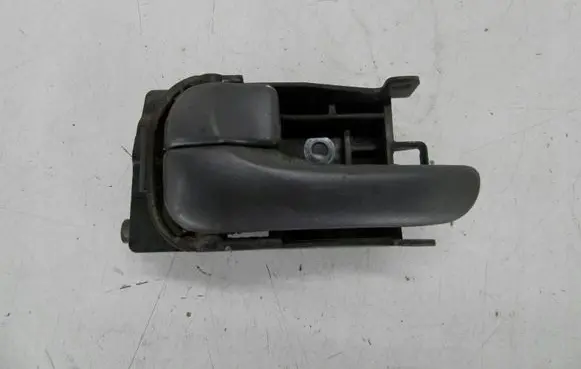 Nissan Primera Rear door interior handle 
