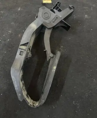 Mercedes-Benz E W211 Accelerator throttle pedal