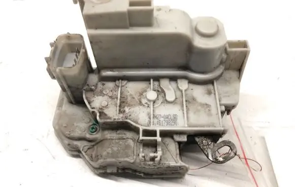 Fiat Bravo Front door lock 51798290