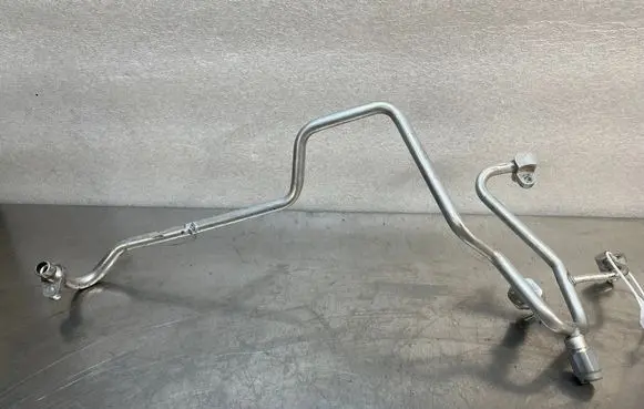Renault Megane E-Tech Air conditioning (A/C) pipe/hose