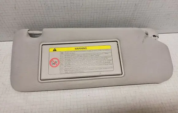 Toyota Avensis T250 Sun visor