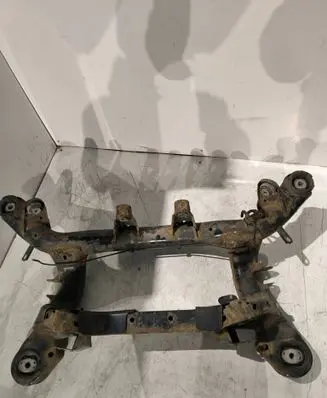 BMW 3 E92 E93 Rear axle beam 02508 9033