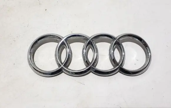 Audi A6 S6 C8 4K Manufacturer badge logo/emblem 8T0853605