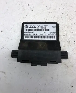 Volkswagen PASSAT B7 Gateway control module 7N0907530G 5WK50026C