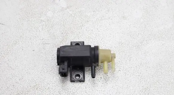 Nissan NV300 Turbo solenoid valve 149566740R