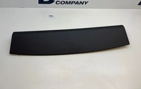 DS Automobiles 3 Crossback Tailgate trim 9820829477