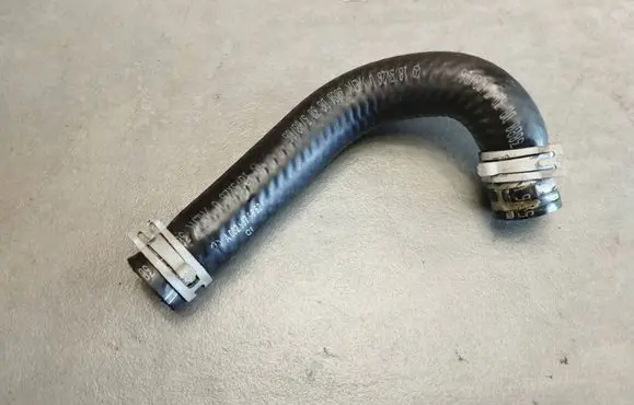 Power steering hose/pipe/line