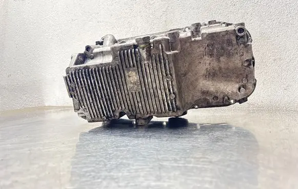 Opel Insignia A Oil sump 55582918 C3229C